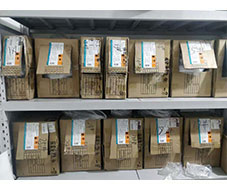 耗材貨架的角落